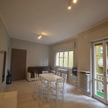 Holiday home Varennahouse - Oliviahouse