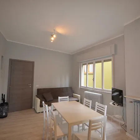 Varennahouse - Oliviahouse * Varenna
